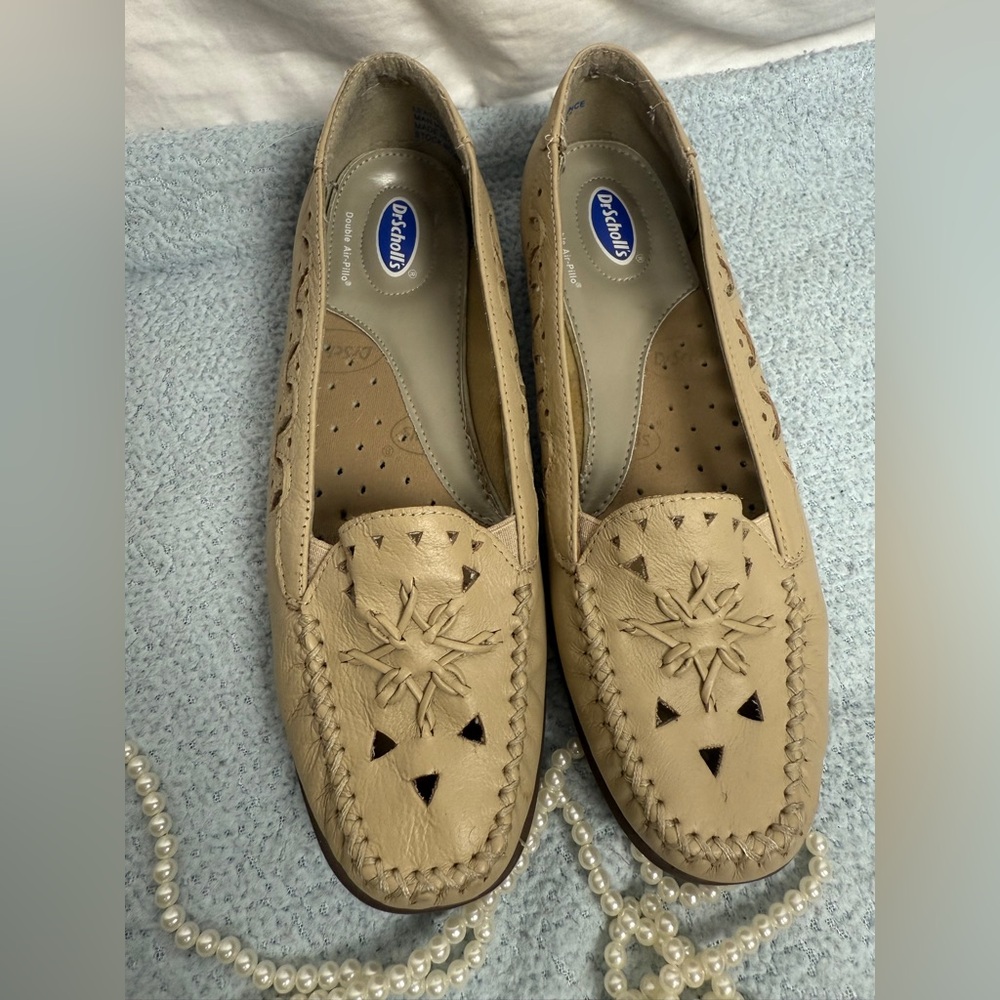 Dr. Scholl's Tan and Gray Comfort Shoes